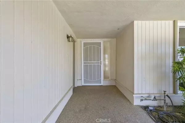 Newhall, CA 91321,26817 Oak Branch Circle