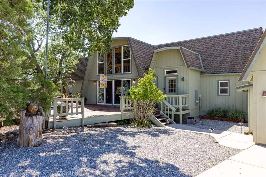 24341 Peso Court, Tehachapi, CA 93561