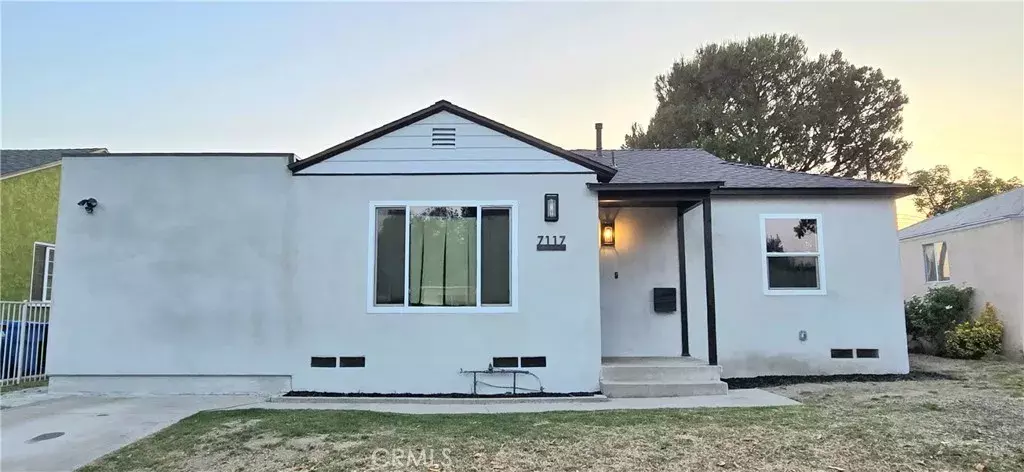 Van Nuys, CA 91405,7117 Natick Avenue