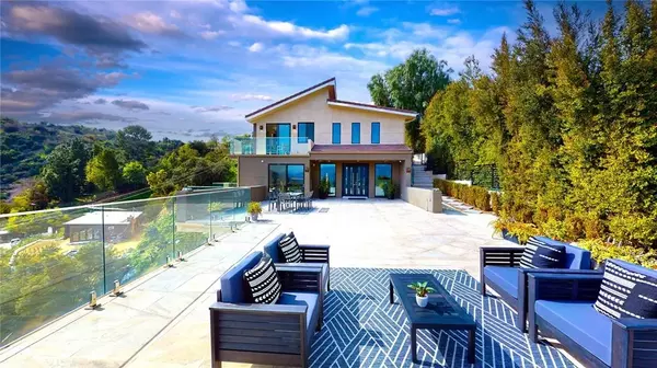 Studio City, CA 91604,12480 Viewcrest Road