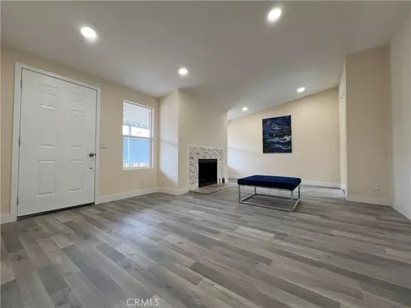 California City, CA 93505,21771 69th #64