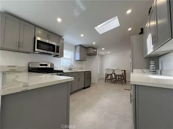 California City, CA 93505,21771 69th #64