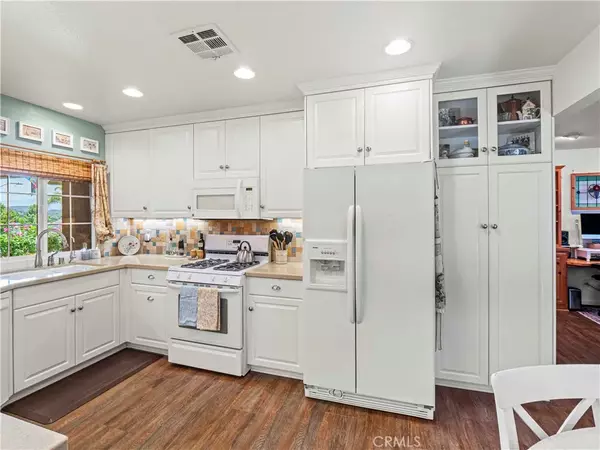 Saugus, CA 91390,22865 Tamarack Lane