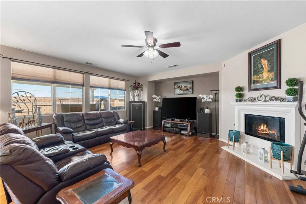 Palmdale, CA 93551,1617 W Avenue P6