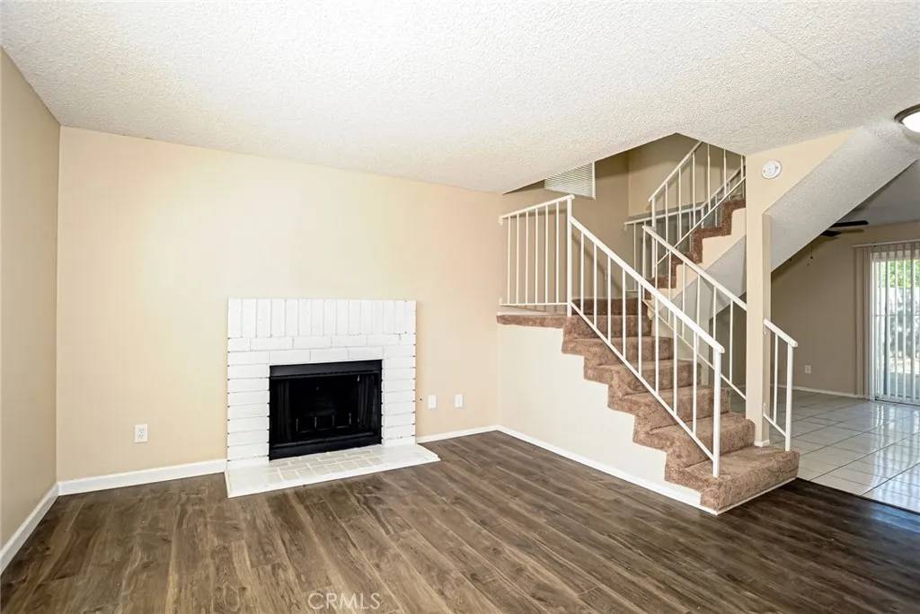 Lancaster, CA 93535,45142 Rodin Avenue