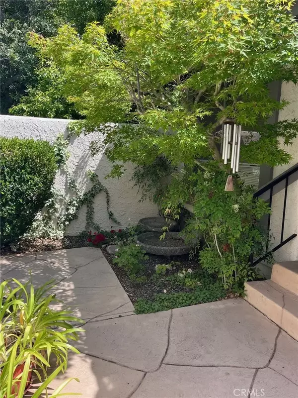 Porter Ranch, CA 91326,11427 Tampa Avenue #76