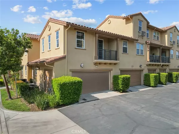 Valencia, CA 91354,28494 Herrera Street