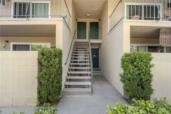 Studio City, CA 91602,11138 Aqua Vista Street #30