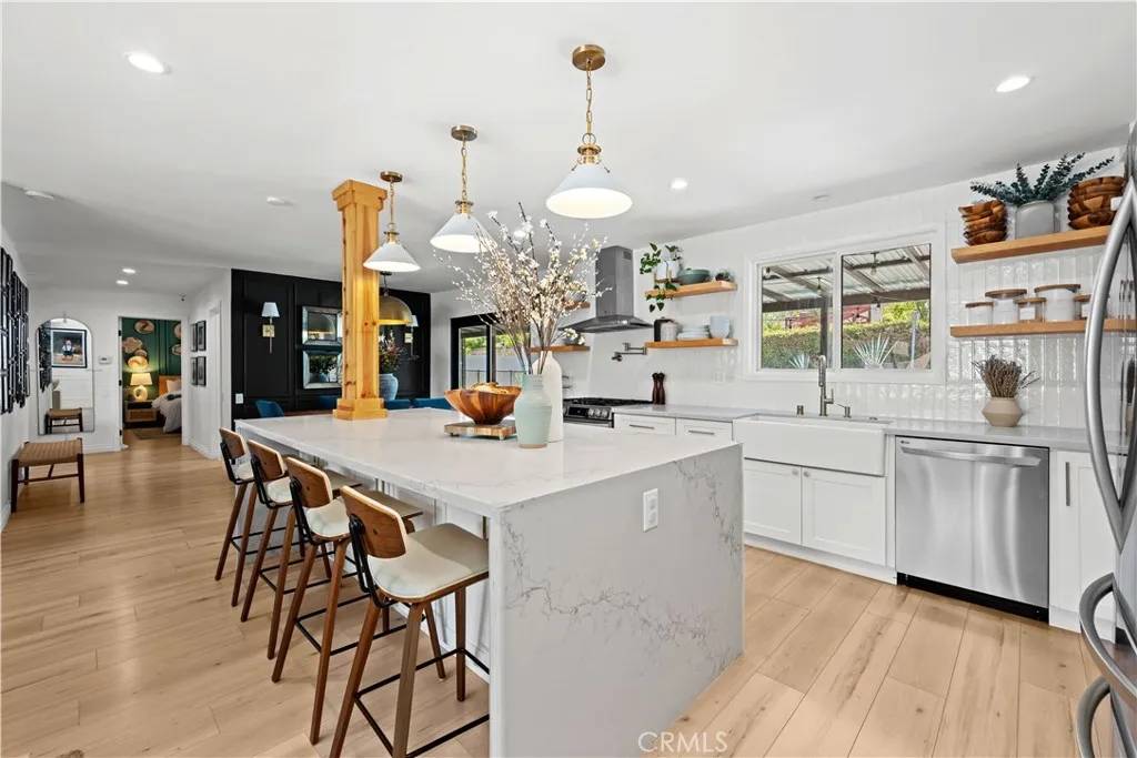 West Hills, CA 91307,6709 Sheltondale Avenue