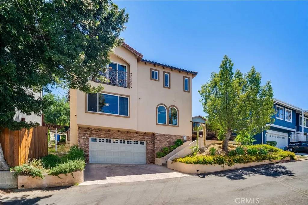 Chatsworth, CA 91311,21460 Arapahoe Trail