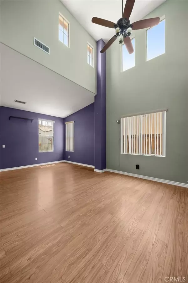 Saugus, CA 91350,28335 Sycamore Drive