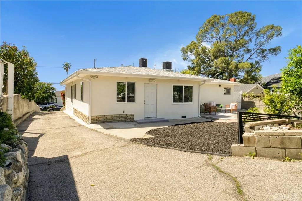 Tujunga, CA 91042,10410 Mountair Avenue