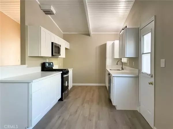 Lancaster, CA 93534,1408 W Avenue H15