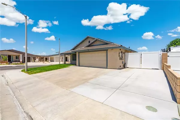 Lancaster, CA 93536,3557 W Avenue J14