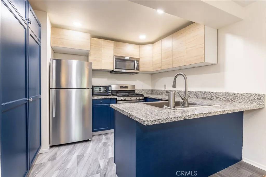 Granada Hills, CA 91344,15786 Midwood Drive #2