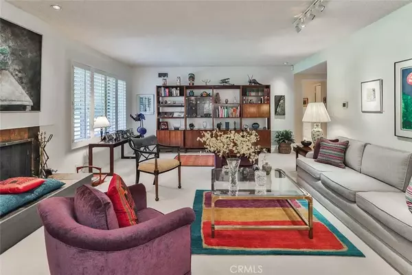 Northridge, CA 91325,9845 Encino Avenue