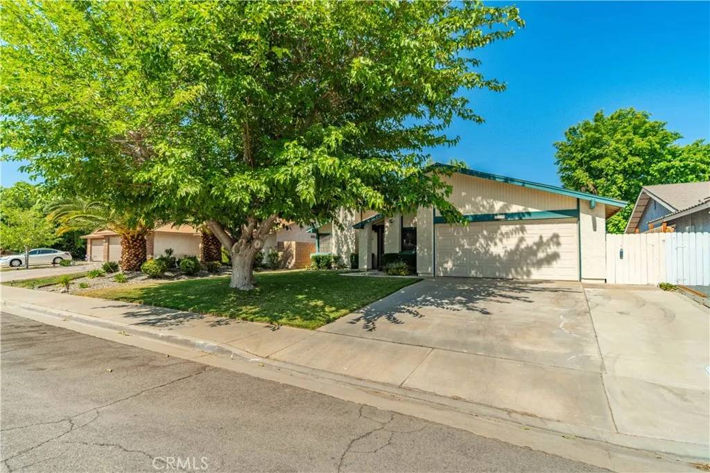 Palmdale, CA 93550,37229 Dalzell Street