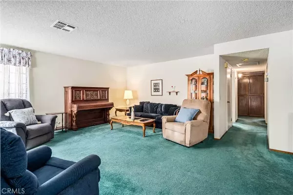 Palmdale, CA 93550,37229 Dalzell Street