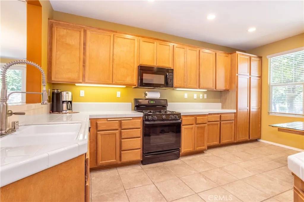 Porter Ranch, CA 91326,11480 Autumn Glen Court