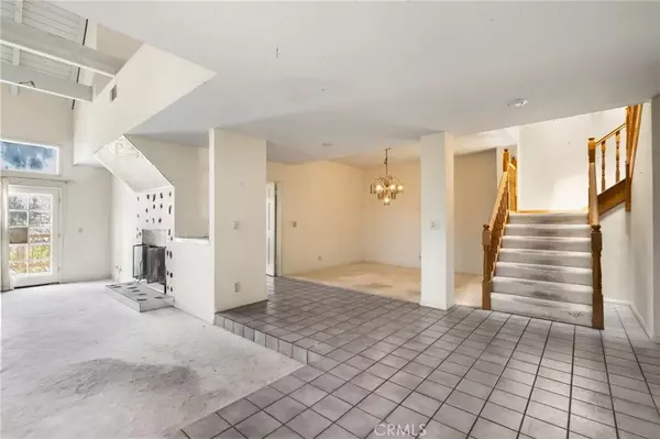 Westlake Village, CA 91361,3315 View Pointe Drive