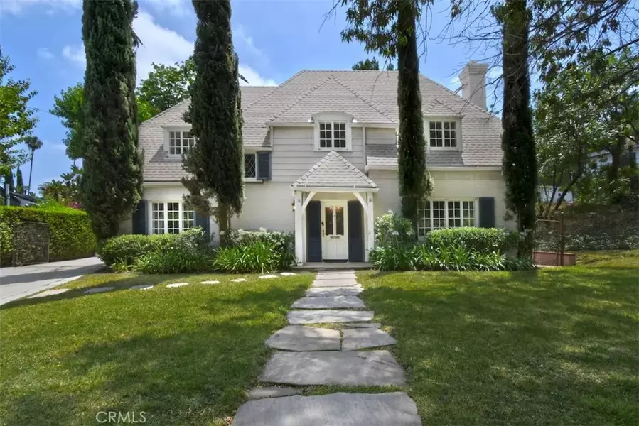 4312 Noble Avenue, Sherman Oaks, CA 91403