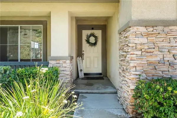 Castaic, CA 91384,32610 Ridge Top Lane