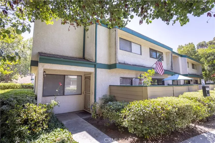 23524 Newhall Avenue #4, Newhall, CA 91321