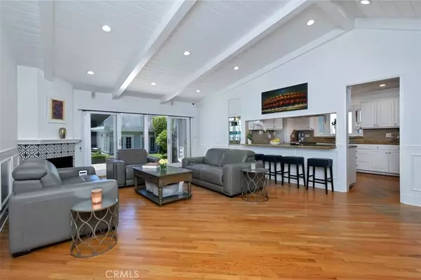 Sherman Oaks, CA 91423,4161 Dixie Canyon Avenue