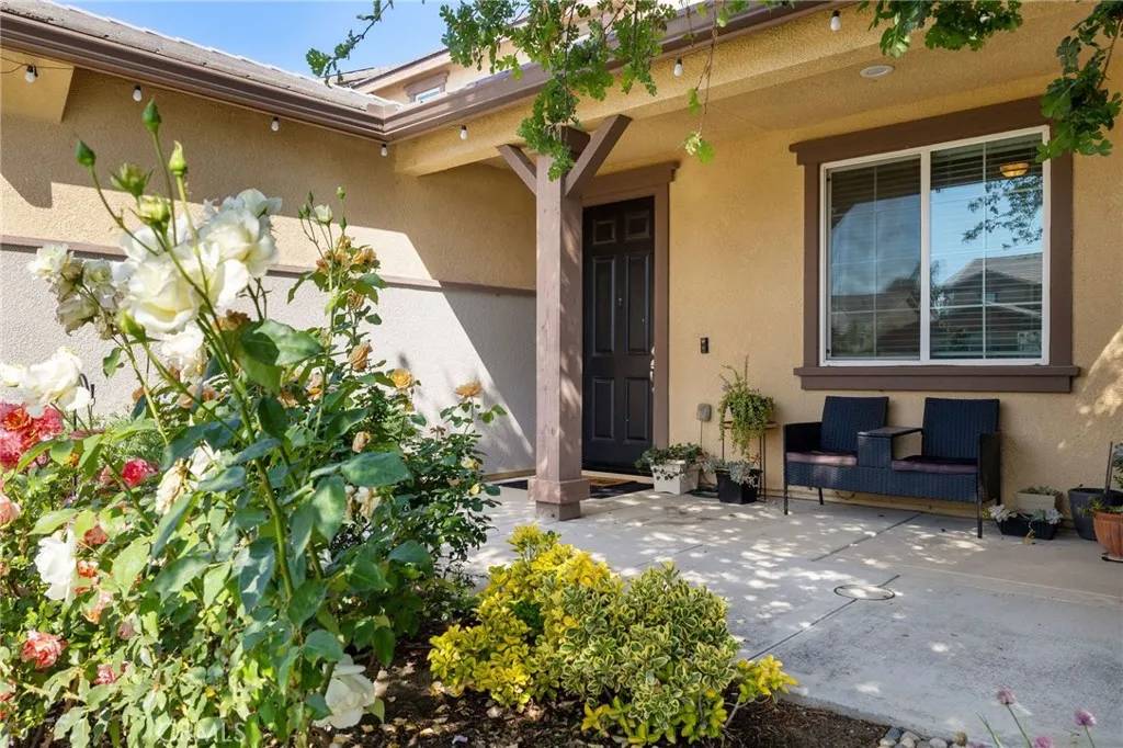 Bakersfield, CA 93311,12200 White Rapids Way