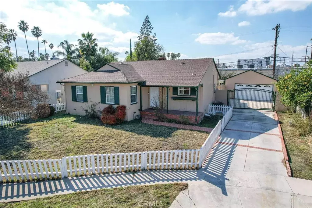 Winnetka, CA 91306,6757 Stephanie Place