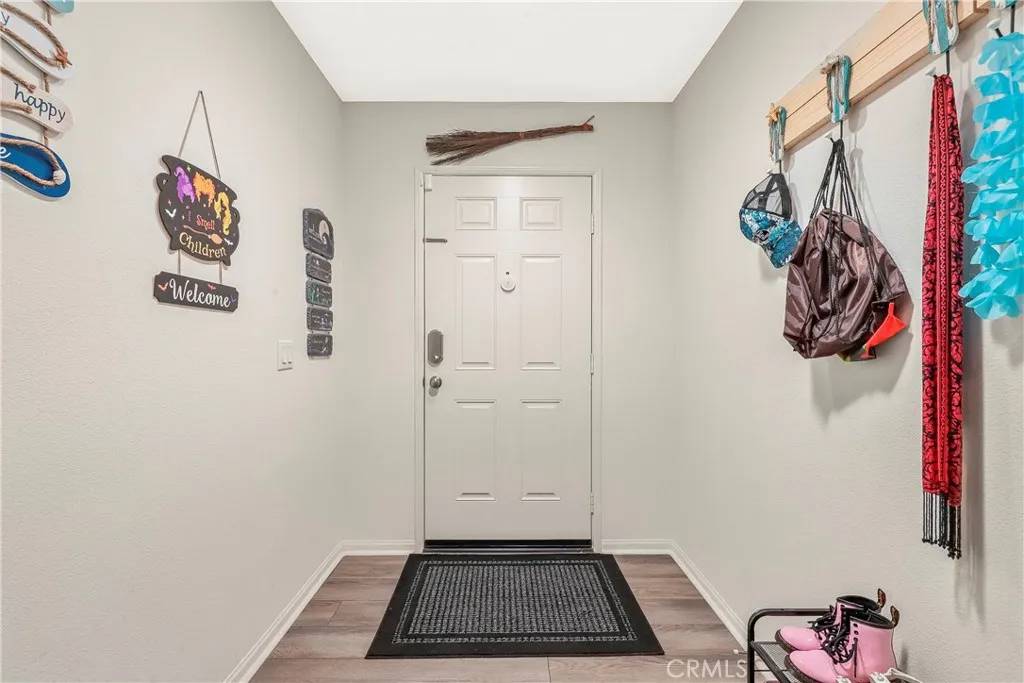 Victorville, CA 92392,13344 Hyacinth Court