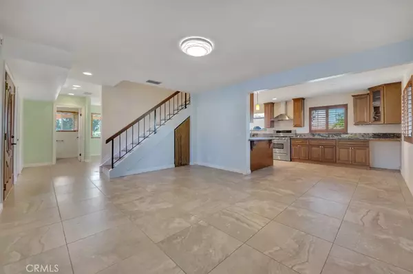 Newhall, CA 91321,18665 Pad Court