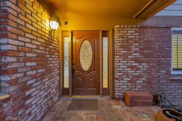 Newhall, CA 91321,18665 Pad Court