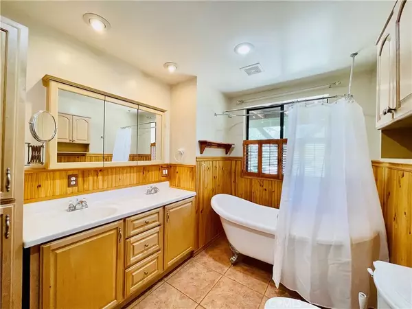 Frazier Park, CA 93225,411 Pine Canyon Drive