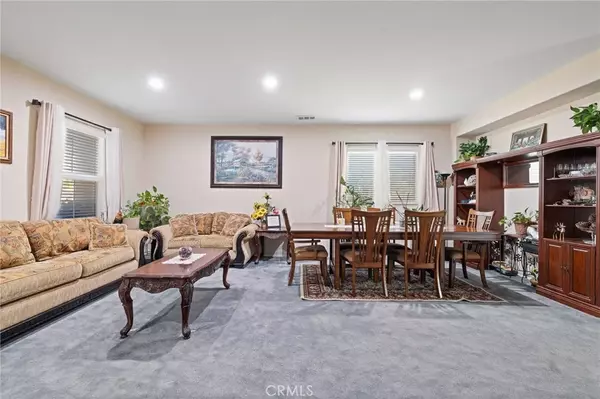 Lancaster, CA 93535,2821 E Avenue J4