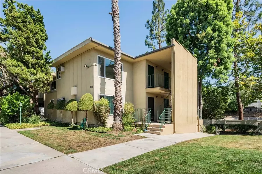 11138 Aqua Vista Street #49, Studio City, CA 91602