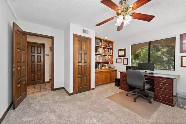 West Hills, CA 91304,9349 HARTMAN Way