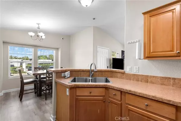 Chatsworth, CA 91311,11401 Topanga Canyon #35