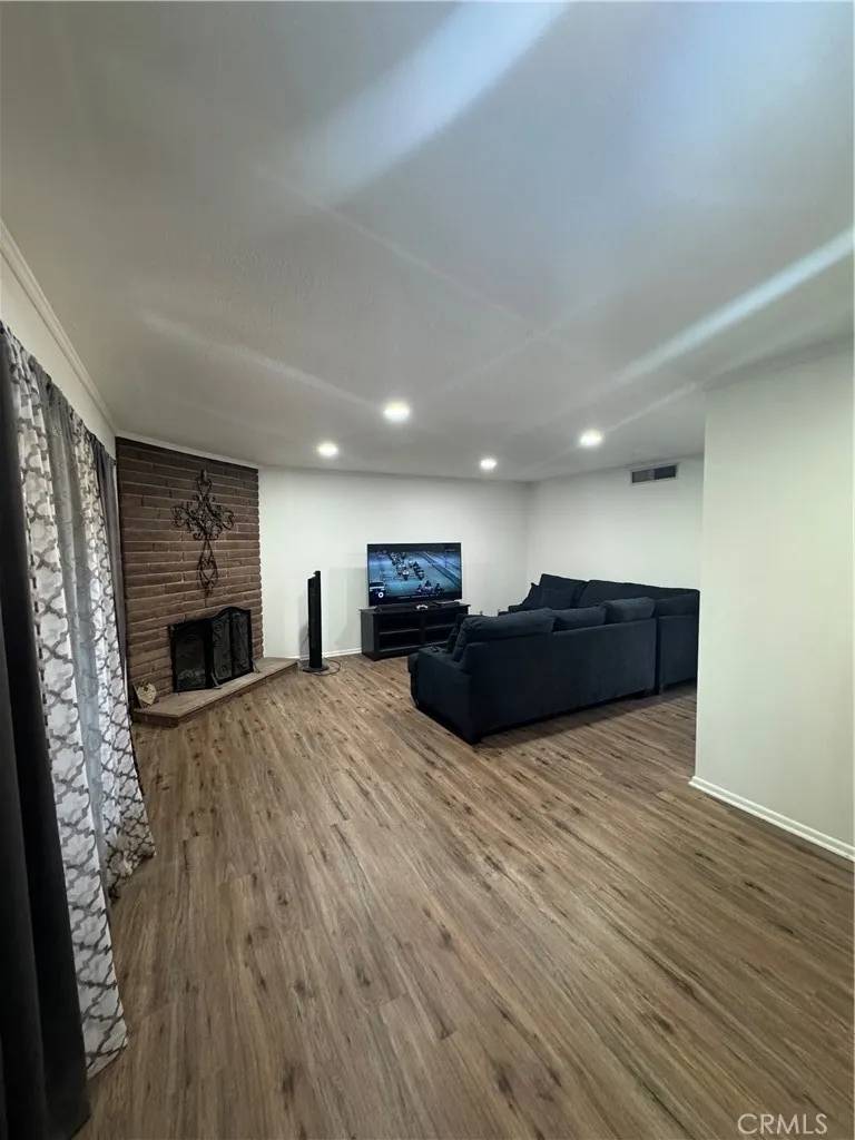1004 Paloma Street, Bakersfield, CA 93304