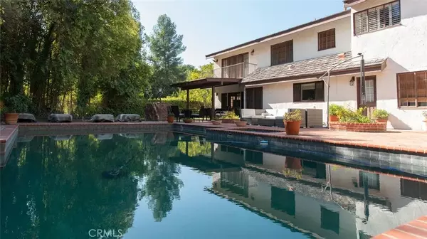 Hidden Hills, CA 91302,5250 Scott Robertson Road