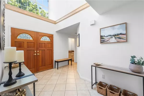 Newbury Park, CA 91320,7 Greenmeadow Drive