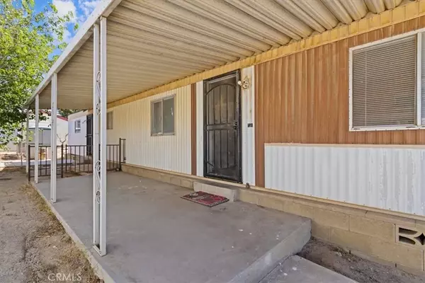Rosamond, CA 93560,4568 W Rosamond #26