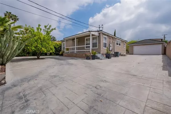 Sunland, CA 91040,10404 Jardine Avenue