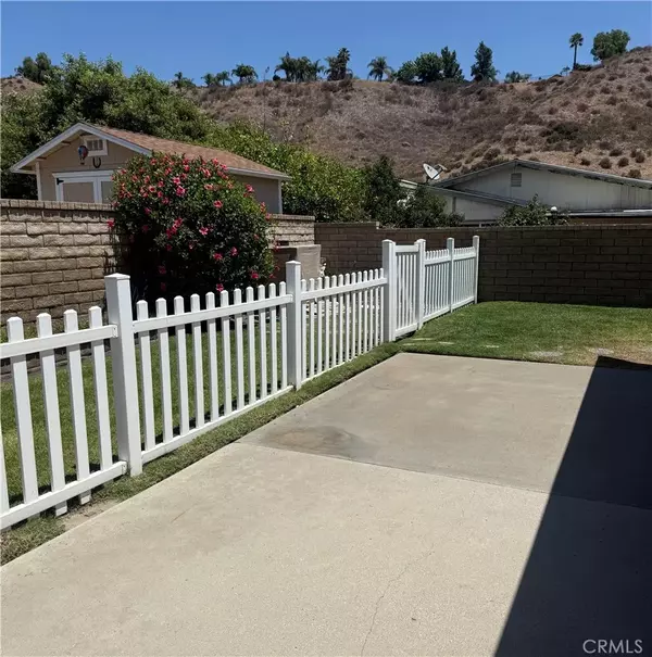 Castaic, CA 91384,32024 Emerald Lane