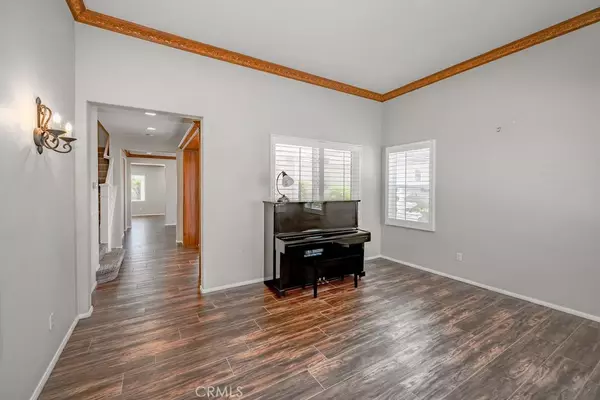 Castaic, CA 91384,30118 GALBRETH Court