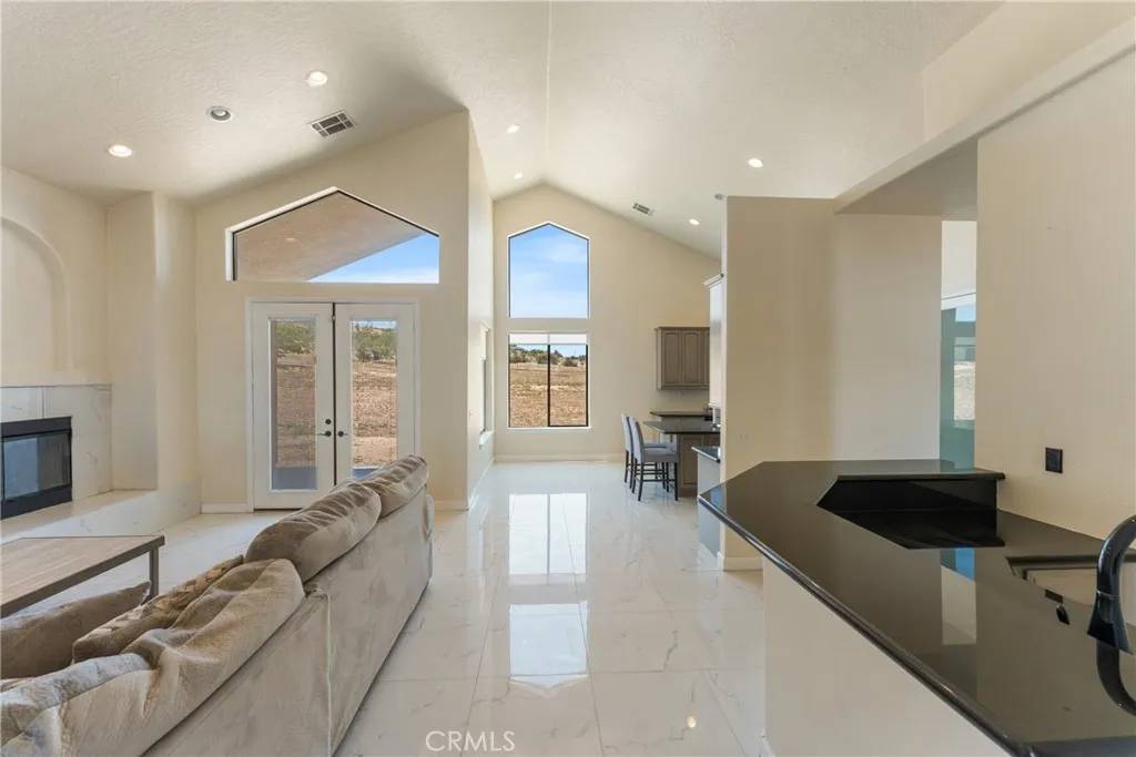 Apple Valley, CA 92308,9170 Japatul Road