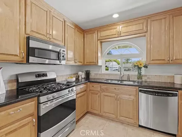 Saugus, CA 91350,22601 Aguadero Place