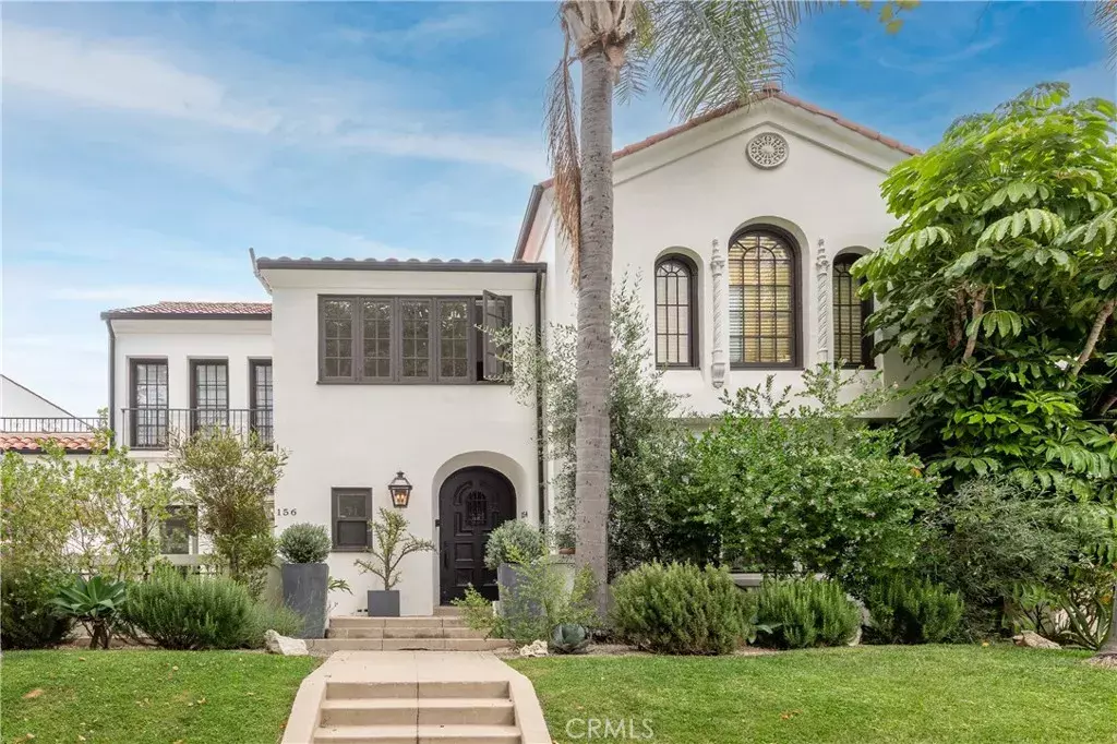 Los Angeles, CA 90036,156 N Orange Drive