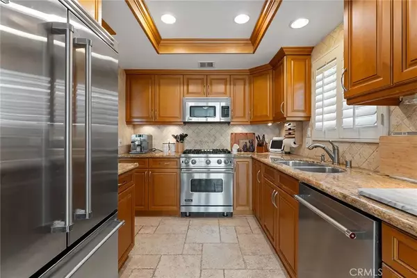Sherman Oaks, CA 91403,15175 Magnolia Boulevard #A
