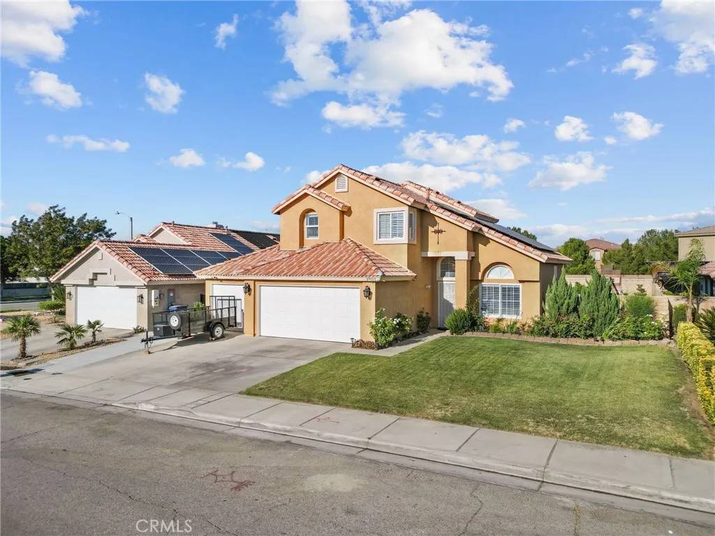 37152 57th Street East, Palmdale, CA 93552